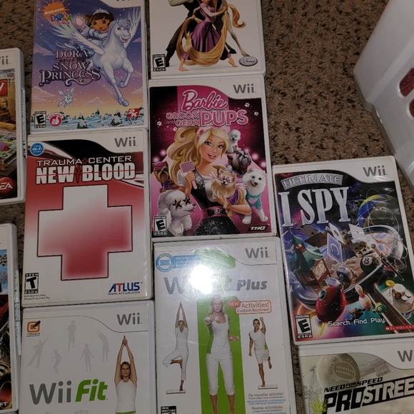 Wii - Picture 4 of 6